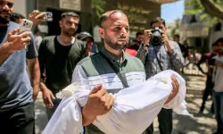 İsrail'in Gazze saldırılarında 8 yaşındaki Filistinli çocuk hayatını kaybetti