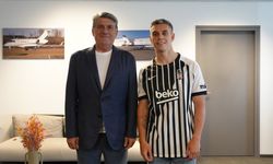 Beşiktaş Trossard'ı resmen açıkladı: İşte geleceği saat!
