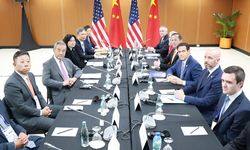Wang Yi 8 ülkenin dışişleri bakanları ile görüştü