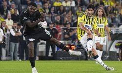 Fenerbahçe, Konyaspor'u farklı geçti; Kerem Aktürkoğlu sahadan sedyeyle çıkarıldı