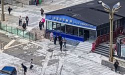 Sel saniyeler uzaktaydı: Polis memurunun görev başındaki görüntüleri dikkat çekti