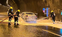 Bolu Dağı Tüneli'nde araç alev aldı, Ankara yönünde uzun kuyruk oluştu