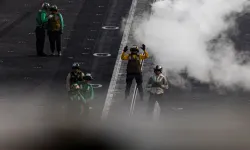 ABD’li komutan “intihar gemisi” Lincoln’deki koşulları savundu