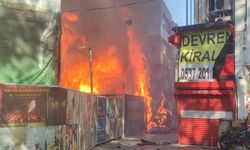 Kocaeli’de konteyner yangını paniğe neden oldu