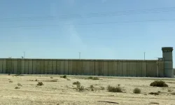 Filistinli esirler için timsah planı! İsrail'de hendekler kazıldı