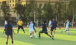 Xinjiang Uygur Özerk Bölgesi ile ABD’li gençlerin dostluk maçı