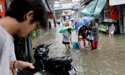 Bangkok’ta 50 bölgenin tamamı afet bölgesi ilan edildi