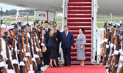 Xi Jinping ABD’de Trump tarafından karşılandı