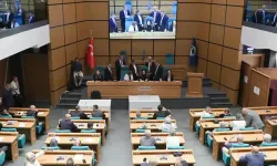 Üsküdar’da dengeler değişti: 4 CHP’li meclis üyesi AK Parti’ye katıldı