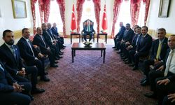 Erdoğan, dört büyüklerin başkanlarını Dolmabahçe’de ağırladı