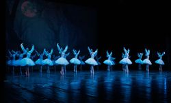 Balenin 150 yıllık klasiği “La Bayadere” İstanbul’da sahnede