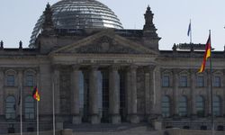 Berlin sandık başına gidiyor: Almanya siyasetinin geleceği oylanacak