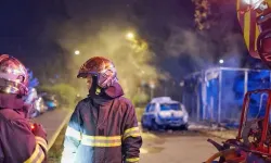 Fransa'da itfaiyeciler 6 haftalık grev başlattı