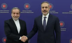 Bakan Fidan, İranlı mevkidaşı Erakçi ile görüştü