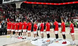 A Milli Erkek Basketbol Takımı, dünya sıralamasında ilk 10'a girdi!