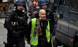 Fransa'da Sarı Yeleklilere polis şiddeti: 5'inci soruşturma açıldı