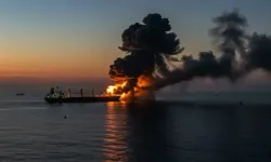 İran: Basra Körfezi'nde 4 gemi vuruldu