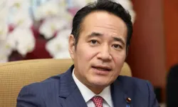 Takaichi'ye siyasi darbe: Tarım Bakanı istifa etti