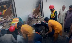 Pakistan'da okul faciası: 17 öğrenci ile 1 öğretmen hayatını kaybetti