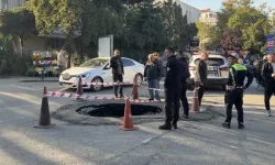 Beşiktaş’ta ana caddede yol çöktü!