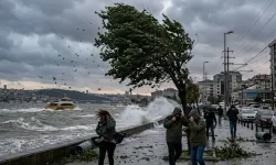 Meteoroloji'den İstanbul'a uyarı: Risk sürüyor, trafiğe çıkmayın!