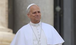 Papa 14. Leo akciğerinden ameliyat olacak