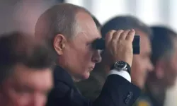 Putin, 47 bin askerin katıldığı dev tatbikatı izledi