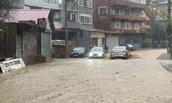 Zonguldak ve Sakarya'da sağanak yaşamı olumsuz etkiledi