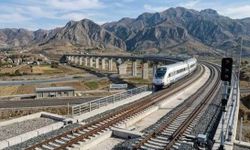 Divriği-Kars-Gürcistan Demir Yolu Hattı yenileniyor