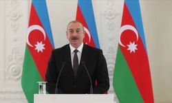 Azerbaycan Cumhurbaşkanı Aliyev, Türkiye Cumhuriyeti'nin 100. yılını kutladı