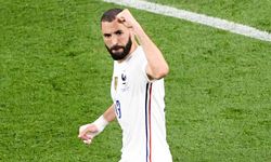 Benzema Fransız politikacıların hedefinde