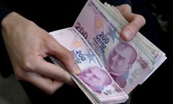 Çalışan emeklilere 5 bin lira ödemesi kanun teklifinde