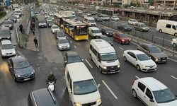 Okullar açıldı, trafik yoğunluğu başladı