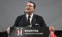 Bakan Bak'tan Beşiktaş'ın yeni başkanı Hasan Arat'a tebrik mesajı