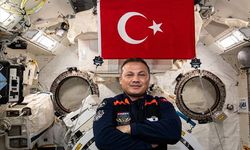 Astronot Alper Gezeravcı "gMetal" deneyini yaptı