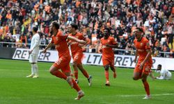 Adanaspor 3 futbolcuyla yollarını ayırdı