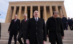 Aliyev Türkiye'de: Anıtkabir'i ziyaret etti