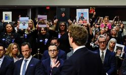 Zuckerberg, ABD Senatosu'ndaki oturumda özür diledi