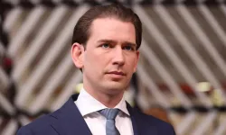 Eski Avusturya Başbakanı Kurz'a hapis cezası