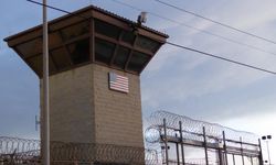 Guantanamo'da 14 yıl tutuklu bulunan 2 Afgan serbest bırakıldı