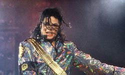 Michael Jackson'ın müzik kataloğunun yarısı 600 milyon dolara satın alındı