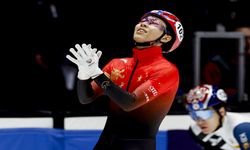 Çinli sporcular Kısa Kulvar Sürat Pateni’nde altın madalya aldı