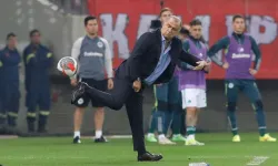 Terim'in Panathinaikos'u derbiyi kazandı: Taraftarlar sokağa döküldü