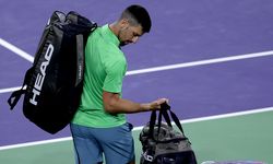 Djokovic, "şanslı kaybeden" Nardi'ye elendi