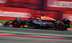 F1 Çin Grand Prix'sinde zafer Max Verstappen'in