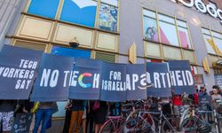 Google-İsrail projesini protesto eden 9 Google çalışanı gözaltında