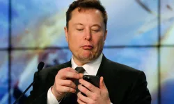 Deepfake’li Elon Musk’a aşık oldu, 50 bin dolarını kaptırdı