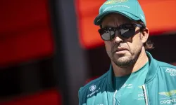 Fernando Alonso, 2026'ya kadar Aston Martin'de