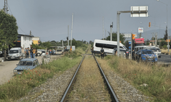 Tren hemzemin geçitte motosikletliye çarptı