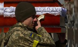 Rusya, Ukrayna'ya 99 askerin cenazesini iade etti
